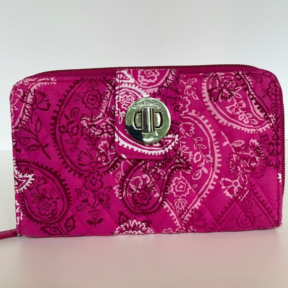 Vera Bradley Handbags - Vera Bradley Stamped Paisley Turnlock Wallet
